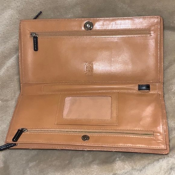 TUSK Black/Tan Leather Envelope Clutch/Wallet - Picture 3 of 14